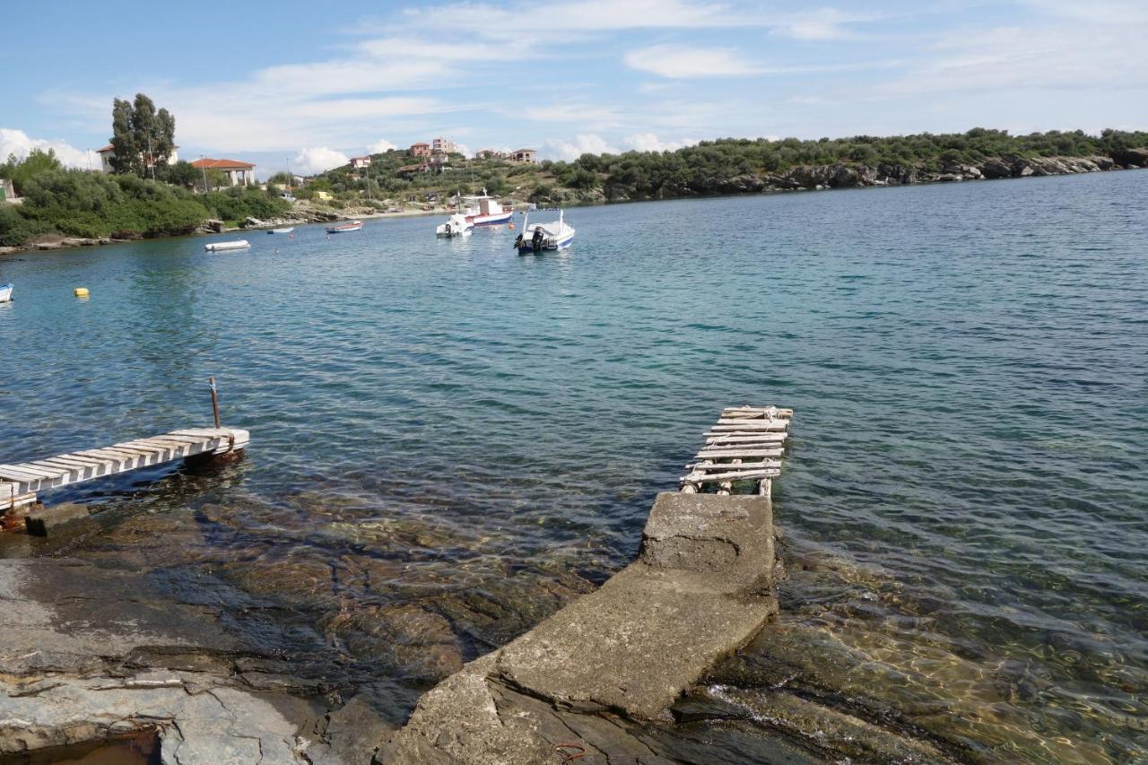 Beach Front House With View Marathos  Exteriér fotografie